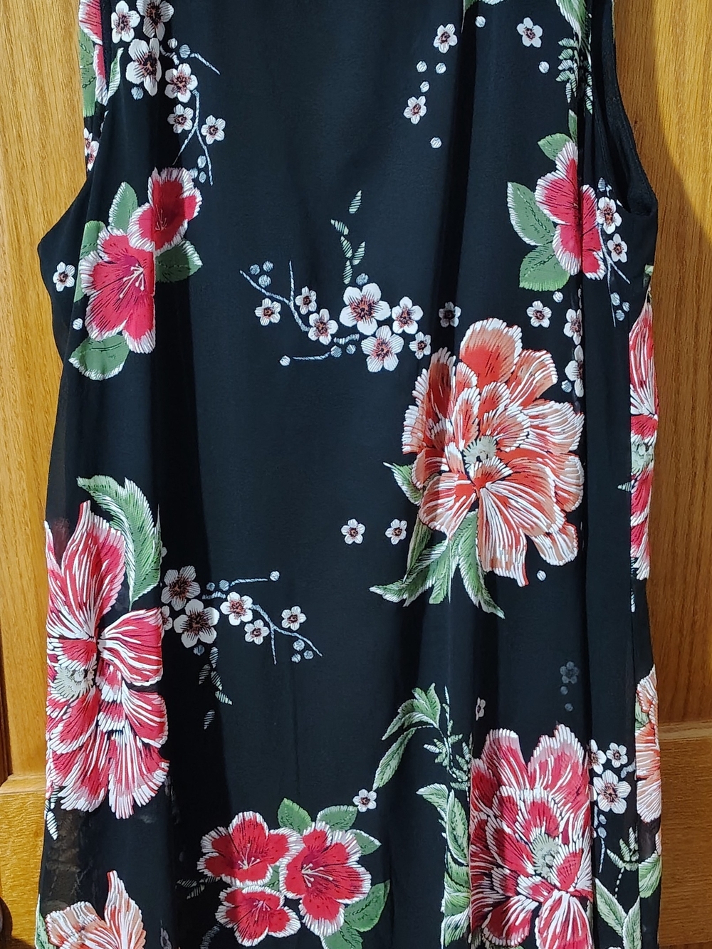 Robbie Bee Floral Black Dress